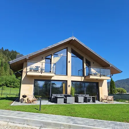 Chalety V Pieninach アパート *