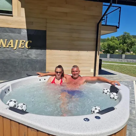 Chalety V Pieninach Červený Kláštor